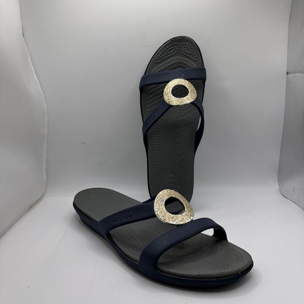 Crocs Sanrah Hammered Metal Sandals Womens 8 Navy Blue Beach Summer Preppy